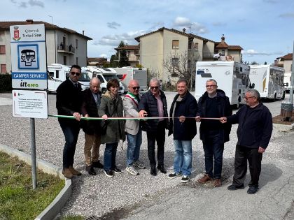 Inaugurata l'area camper in via Arno